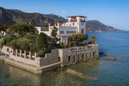 France, Alpes-Maritimes (06),  France, Alpes Maritimes (06), Beaulieu sur Mer, villa Kerylos de style neo-grec construite en 1908 par architecte Emmanuel Pontremoli (vue aérienne)