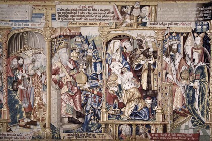 France, Haute-Loire (43), Parc naturel régional Livradois-Forez, l'abbaye de La Chaise-Dieu, tapisseries de la tenture de choeur, ensemble des 14 tapisseries flamandes réalisées au XVIe siècle retraçant des récits bibliques issus de l’Ancien et du Nouveau Testament, le don de l'eau à Bethléem de David puis l'adoration des Mages et la visite de la Reine de Sabbat au Roi Salomon