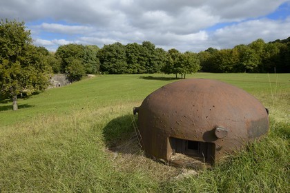 France, Moselle (57), Veckring, Ligne Maginot, forteresse du Hackenberg, cloche blindée