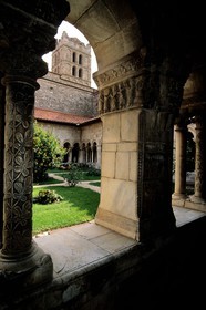 France, Pyrénées-Orientales (66), Elne, cloître de la cathédrale Sainte-Eulalie-et-Sainte-Julie