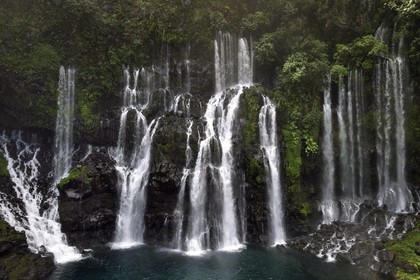 France, Ile de la Reunion, Saint Joseph, rivière Langevin sur les flanc du Volcan Piton de la Fournaise, cascade de Grand Galet ou cascade Langevin