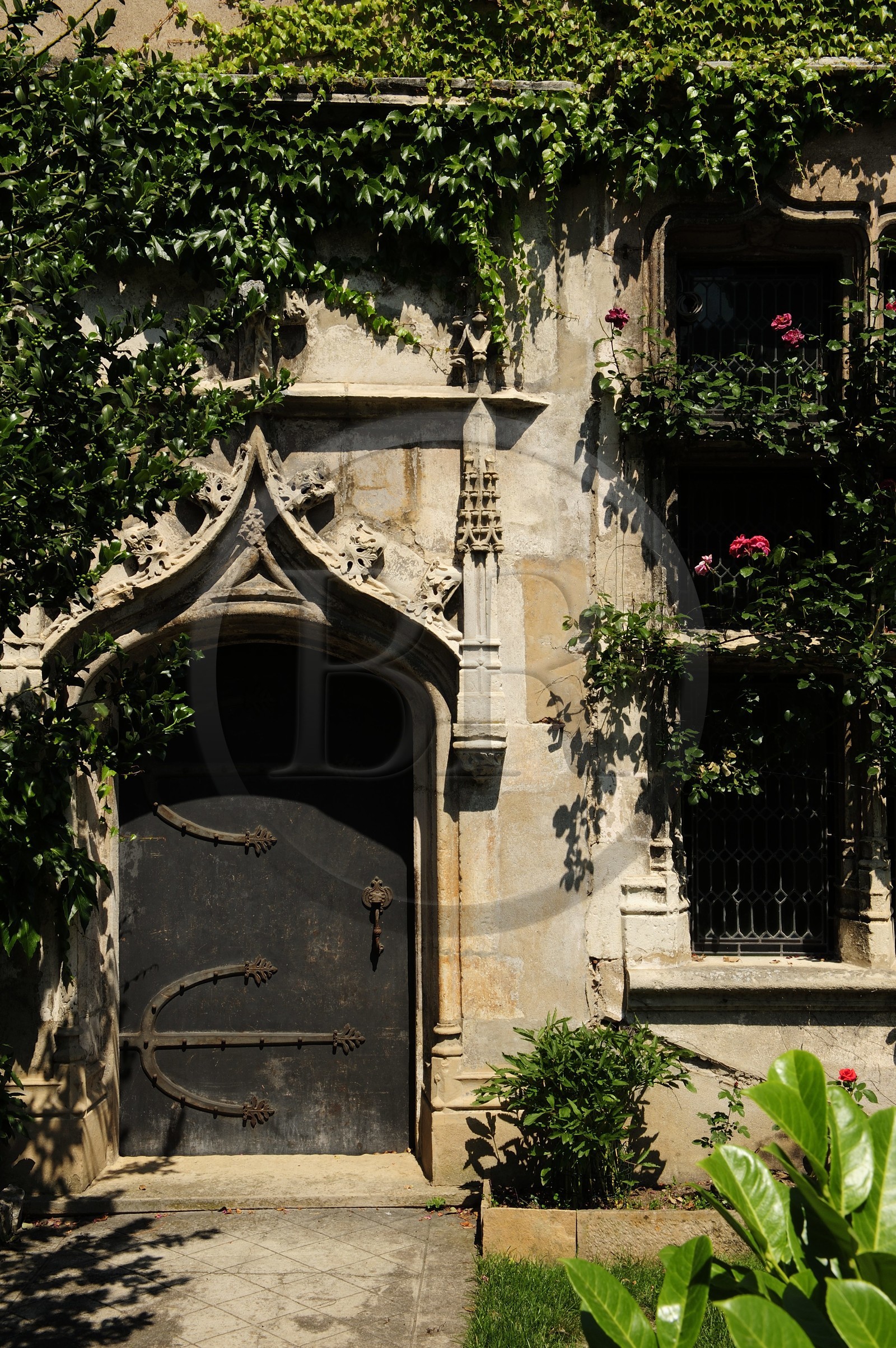 France, Saône et Loire (71), Tournus, ancien logis abbatial
