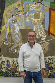 France, Hérault (34), Sète, le collectionneur Gilbert Ganivenq dans son musée-galerie d'art dédiés à l'art contemporain et à l'art brut Le Reservoir