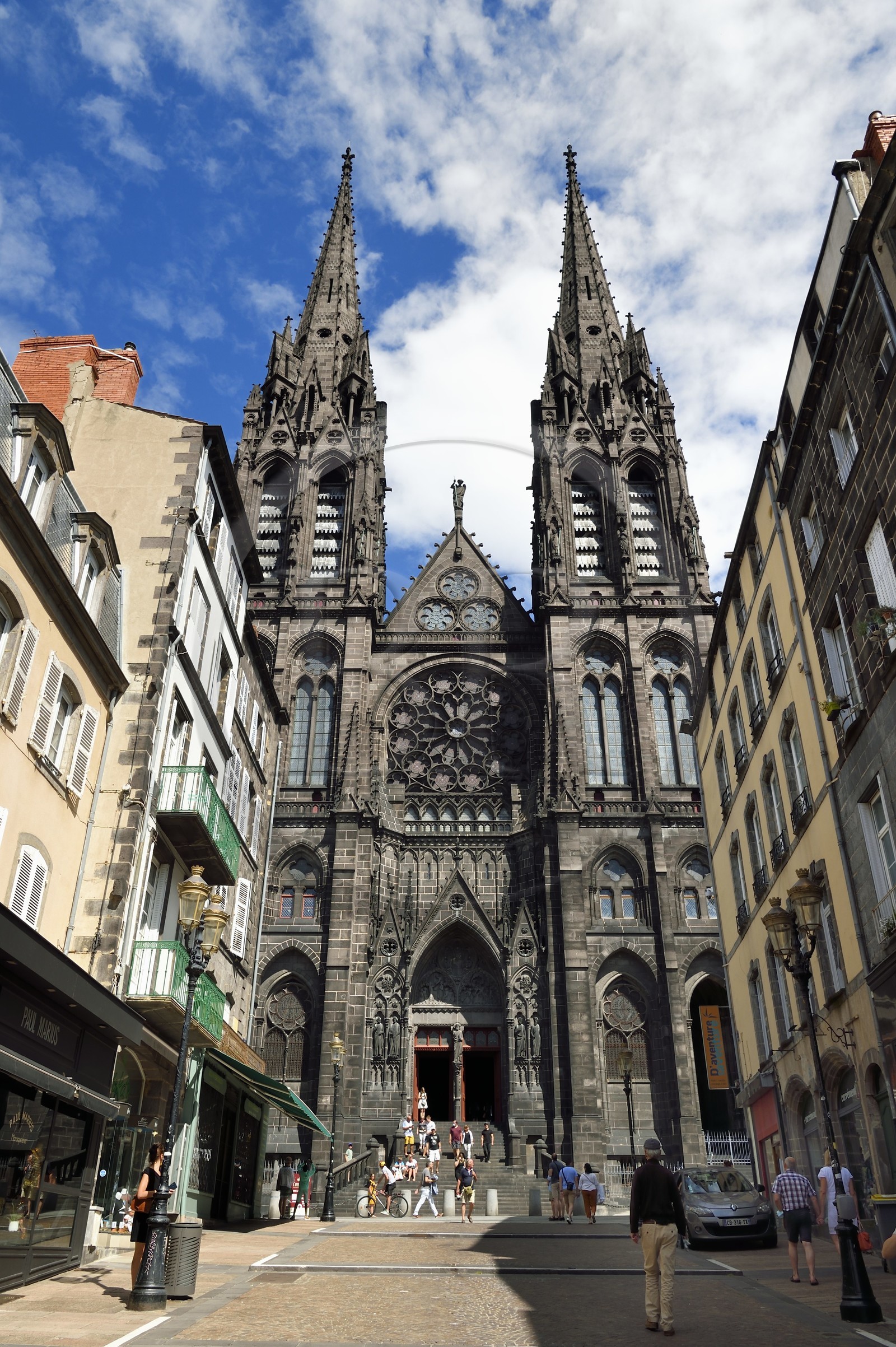France, Puy de Dome, Clermont Ferrand, rue des Gras leading to Notre-Dame-de-l'Assomption cathedral