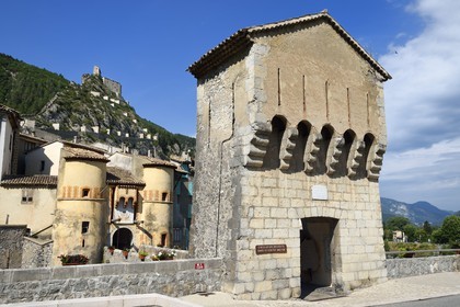 France, Alpes de Haute Provence, Entrevaux Medieval city dominated by its citadel and fortified by Vauban, the Royal Gate and the bridge over the Var river