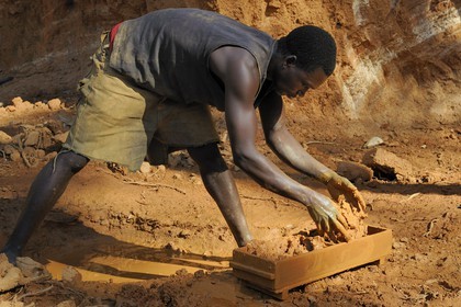 Tanzania, Morogoro district, Uluguru mountains, brick-making clay