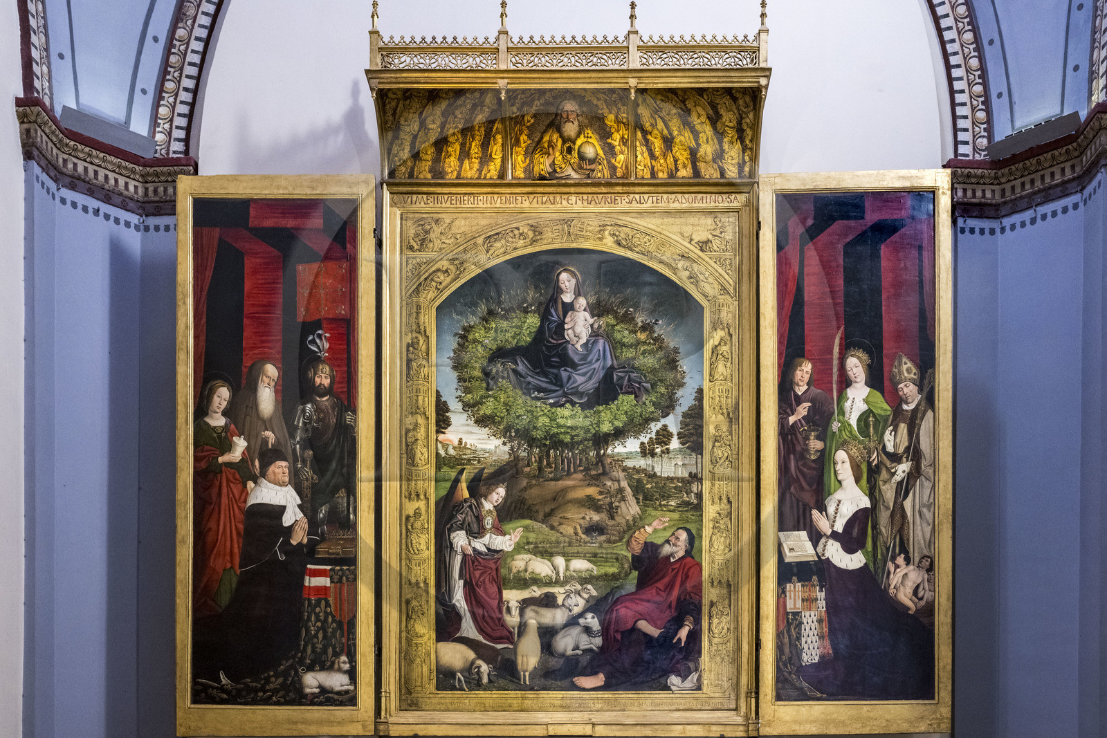 France, Bouches du Rhone, Aix en Provence, Saint Sauveur Cathedral (12th to 16th century), Burning Bush triptych painted by Nicolas Froment between 1475 and 1476, King René and Queen Jeanne de Laval are depicted in prayer