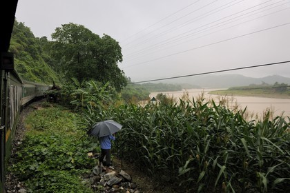 Vietnam, day train from Lao Cai to Hanoi and the Red River in the north