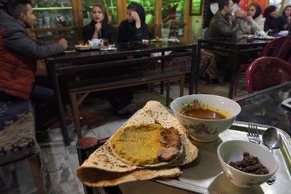 Iran, Isfahan Province, Isfahan, Chai Khaneh Azadegan Tea House and restaurant, the dish is called Ab ghousht