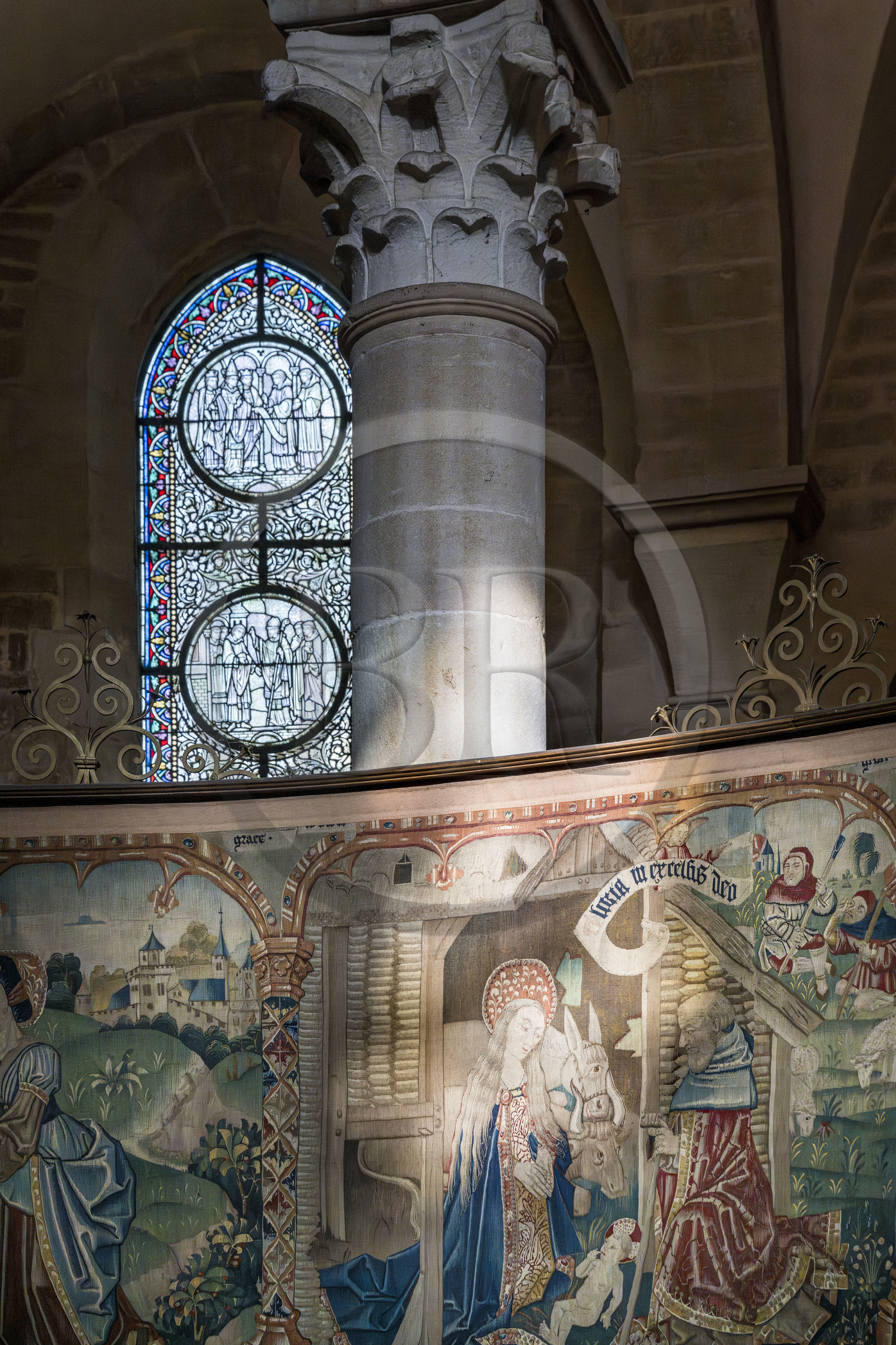 France, Côte-d'Or (21), les climats de Bourgogne classés Patrimoine Mondial de l'UNESCO, Beaune, basilique collégiale Notre-Dame de Beaune, tapisseries de Tournai du XVe siècle attribués au peintre flamand Pierre Spicre représentant des scènes de la vie de la Vierge Marie