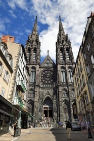 France, Puy-de-Dôme (63), Clermont-Ferrand, rue des Gras menant à la cathédrale Notre-Dame-de-l'Assomption