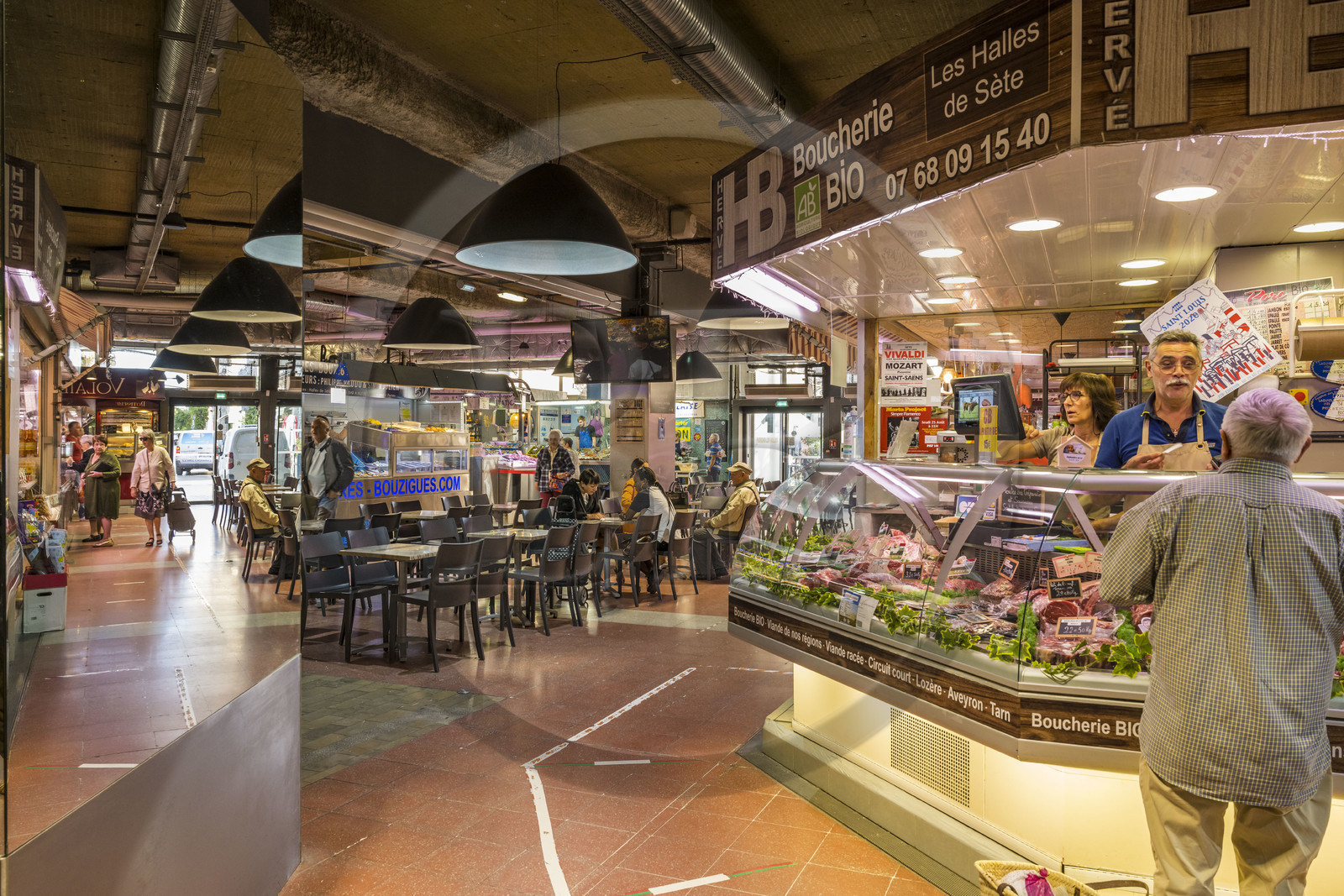France, Hérault (34), Sète, Les Halles, marché couvert