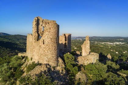 France, Var (83), Grimaud, le chateau France, Var, Grimaud, the castle
