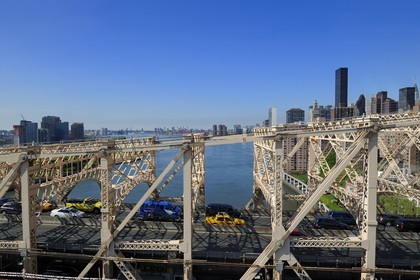 United States, New York, Manhattan, Upper East Side, Queensboro Bridge overlooking the East River and joining Roosevelt Island