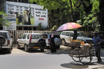 Tanzania, Dar es-Salaam, panel to fight against the spread of AIDS among students infront of the Institute of Finance Management