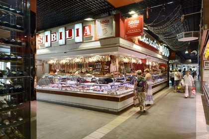 France, Rhone, Lyon, cours Lafayette, les Halles Paul Bocuse (Paul Bocuse covered market), Sibilia charcuterie