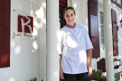 France, Pyrénées-Atlantiques (64), Pays-Basque, Biarritz, restaurant les Rosiers, la chef de cuisine et Meilleur Ouvrier de France Andrée Rosier