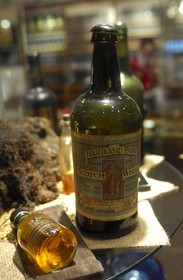 Royaume-Uni, Ecosse, Iles Orcades, Kirkwall, distillerie de whisky Highland Park