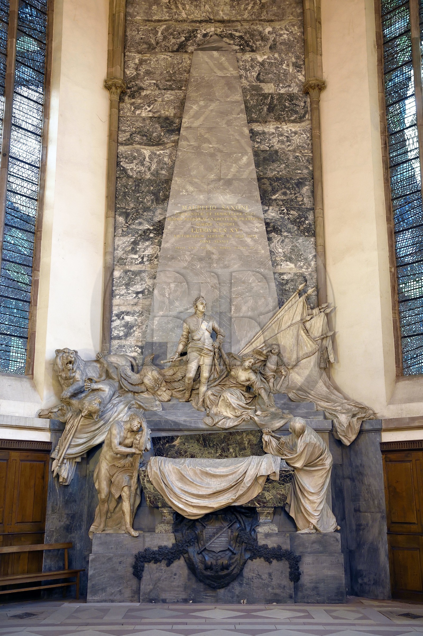 France, Bas-Rhin (67), Strasbourg, vieille ville classée au Patrimoine Mondial de l'UNESCO, l’église protestante Saint-Thomas, le mausolée de Maurice de Saxe, maréchal de France, sculpté par Jean-Baptiste Pigalle France, Bas-Rhin (67), Strasbourg, vieille ville classée au Patrimoine Mondial de l'UNESCO, l’église protestante Saint-Thomas, le mausolée de Maurice de Saxe, maréchal de France, sculpté par Jean-Baptiste Pigalle