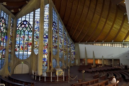 France, Seine-Maritime (76), Rouen, l'église Sainte-Jeanne-d'Arc, lieu de conservation des vitraux de l’ancienne église Saint-Vincent détruite en 1944
