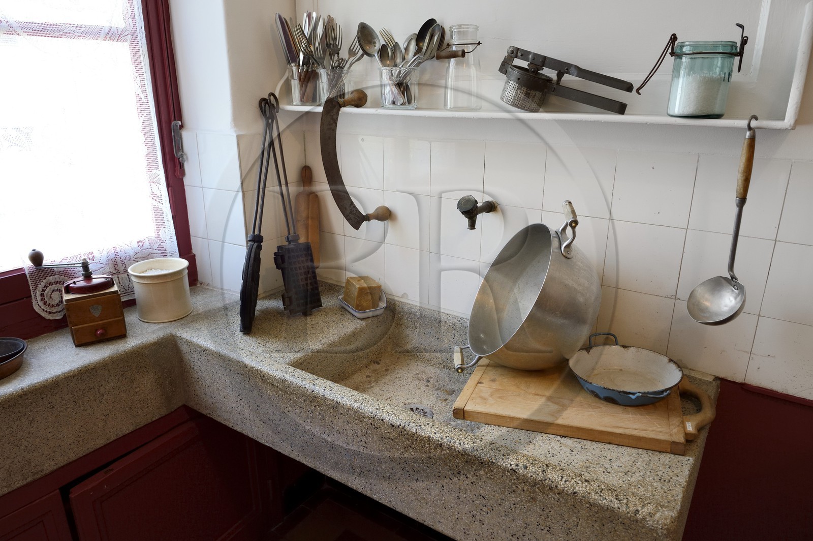 France, Rhône (69), Lyon, le musée urbain Tony-Garnier dans le quartier populaire des États-Unis, appartement-musée des années 1930