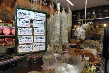 Italy, Lazio, Rome, delicatessen