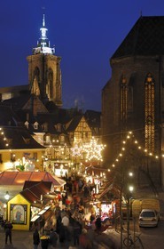 France, Haut Rhin (68), Colmar, Marché de Noel de la place des Dominicains