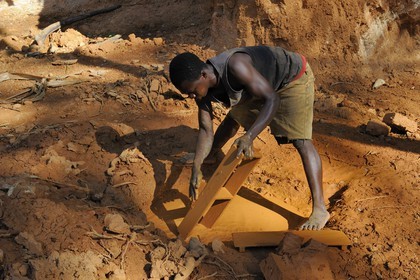 Tanzania, Morogoro district, Uluguru mountains, brick-making clay