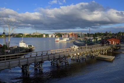 Sweden, Stockholm, the bridge leading over to Beckholmen island and the district of Saltsjöqvarn in the background