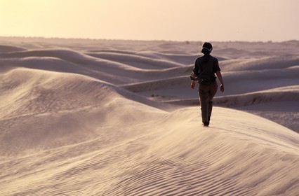 Tunisia, Southern Tunisia, region of Douz, sand dunes
