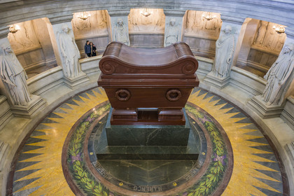 France, Paris, Hotel des Invalides, Army Museum, the Saint-Louis-des-Invalides Cathedral, the military pantheon, the tomb of Napoleon I in red quartzite
