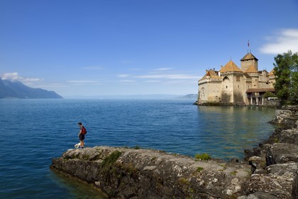 Switzerland, Canton of Vaud, Veytaux, Chillon castle on the shores of Lake Geneva (Lac Leman)
