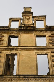 France, Vaucluse, Parc Naturel Regional du Luberon (Natural Regional Park of Luberon), La Tour d'Aigues, ruins of the Renaissance castle