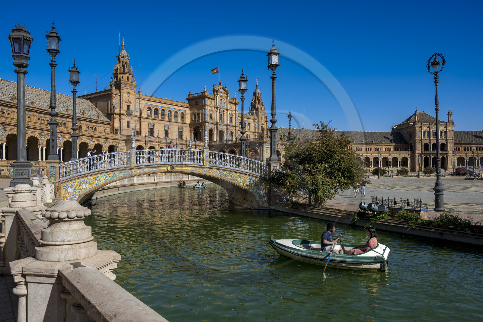 Espagne, Andalousie, Séville, Parque de Maria Luisa, Plaza de Espana (Place d'Espagne) construite par l'architecte Anibal Gonzalez pour l'Exposition ibéro-américaine de 1929