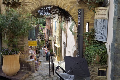 France, Var, Bormes les Mimosas, the rue Rompi Cuou (broken ass in provencal language) in the old town