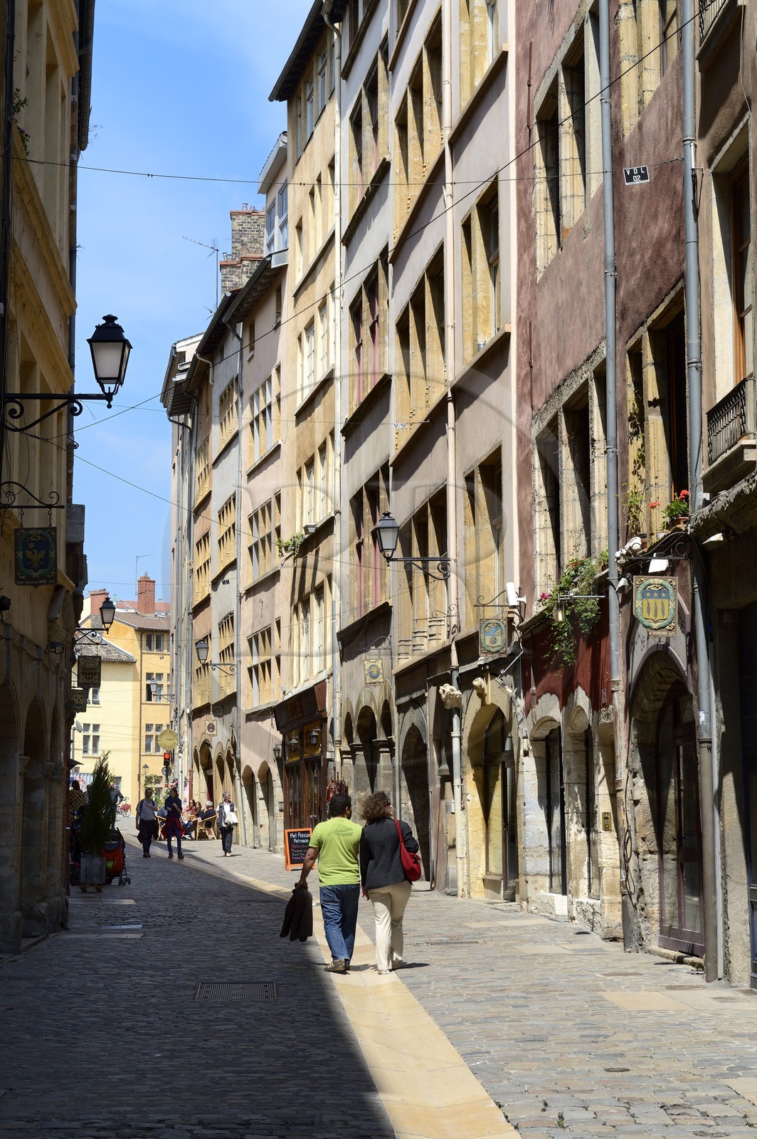 France, Rhône (69), Lyon, site historique classé Patrimoine Mondial de l'UNESCO, quartier de Saint-Paul dans le Vieux Lyon, la rue Juiverie