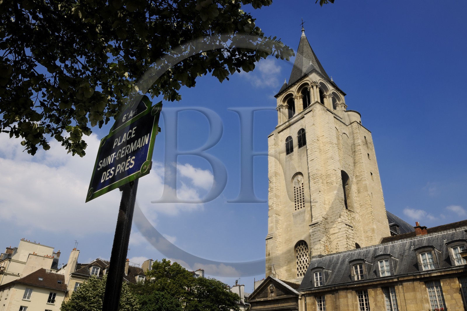 France, Paris (75), église Saint-Germain, place Saint-Germain-des-Prés