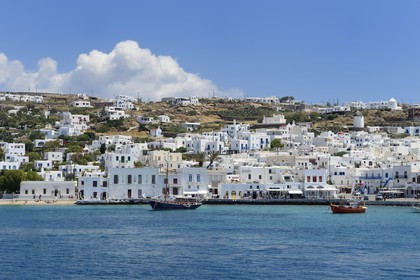 Grèce, Les Cyclades, mer Égée, île de Mykonos, Chora (Mykonos town), le vieux port