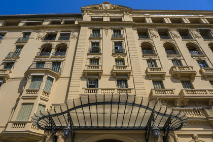 France, Alpes-Maritimes (06), Menton, l'ancien palace l'Imperial (1913) transformé en appartements privés