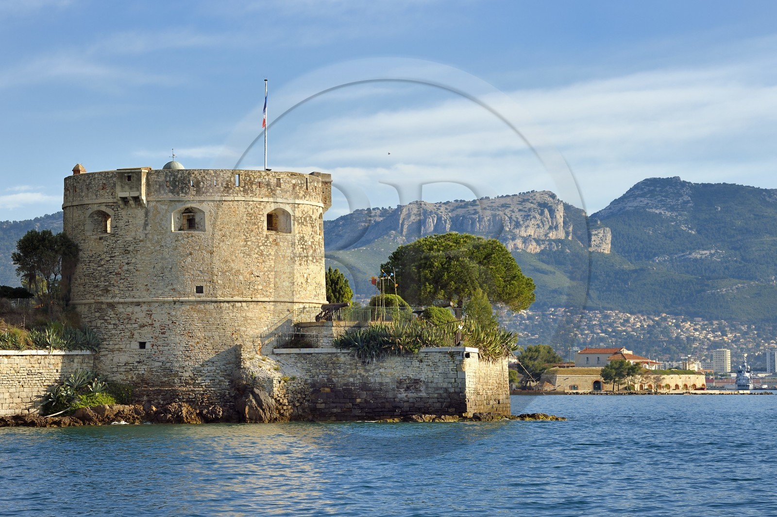 France, Var (83), la rade de Toulon, La Seyne-sur-Mer, quartier de Tamaris, le Fort Balaguier