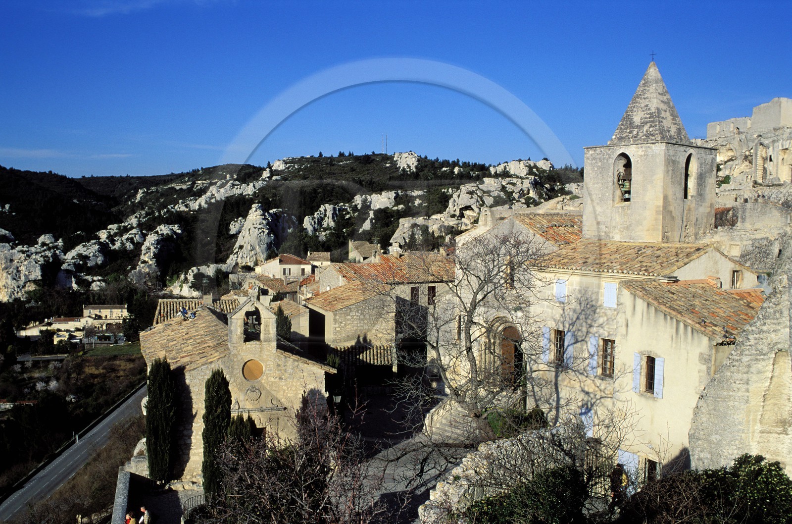 France, Bouches du Rhone, Les Baux de Provence village, labelled Les Plus Beaux Villages de France (The Most Beautiful Villages of France), Saint Vincent church and white penitents chapel France, Bouches du Rhone, Les Baux de Provence village, labelled Les Plus Beaux Villages de France (The Most Beautiful Villages of France), Saint Vincent church and white penitents chapel