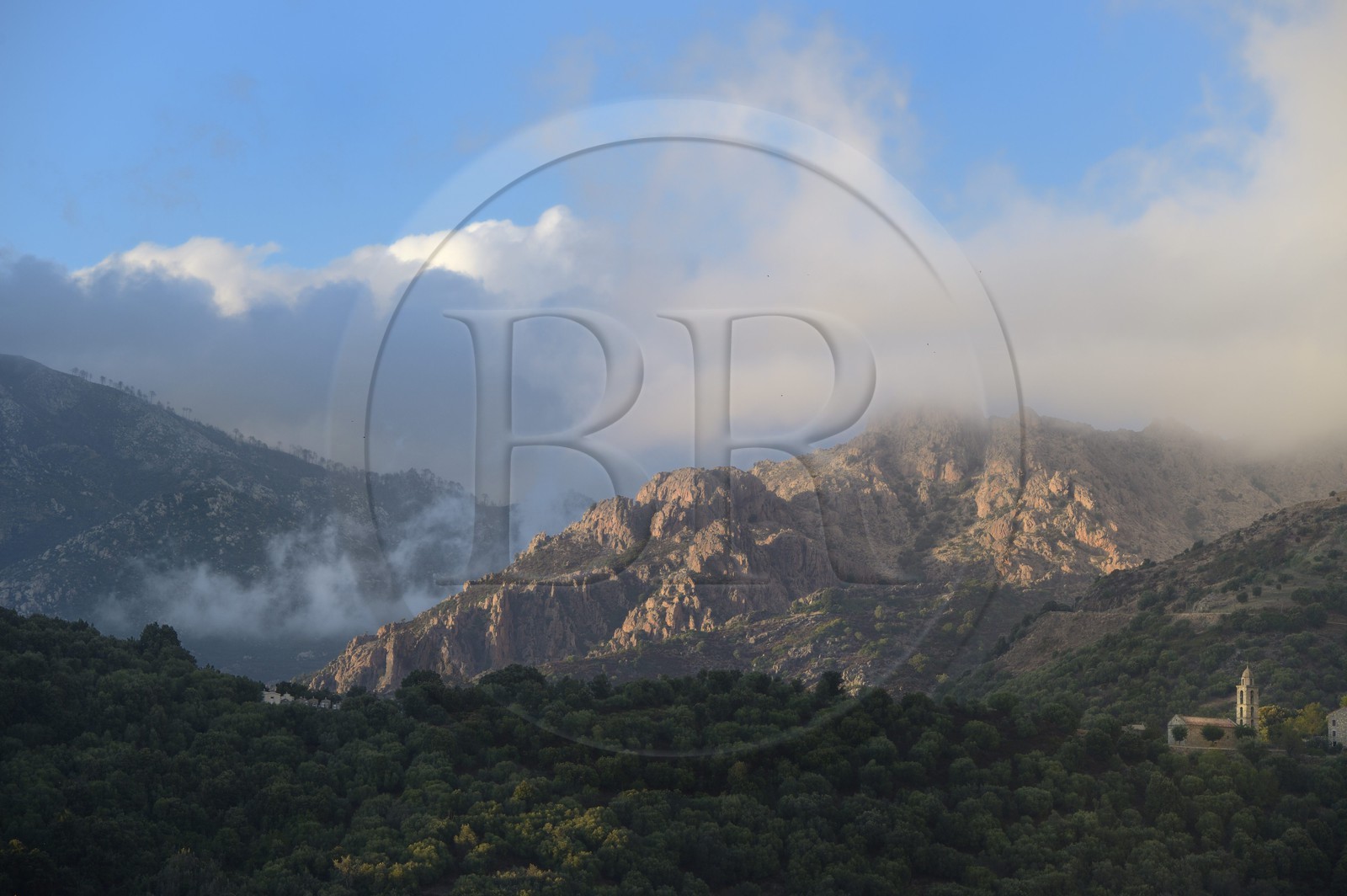 France, Corse-du-Sud (2A), région de Sartène, village de Santa Maria Figaniella
