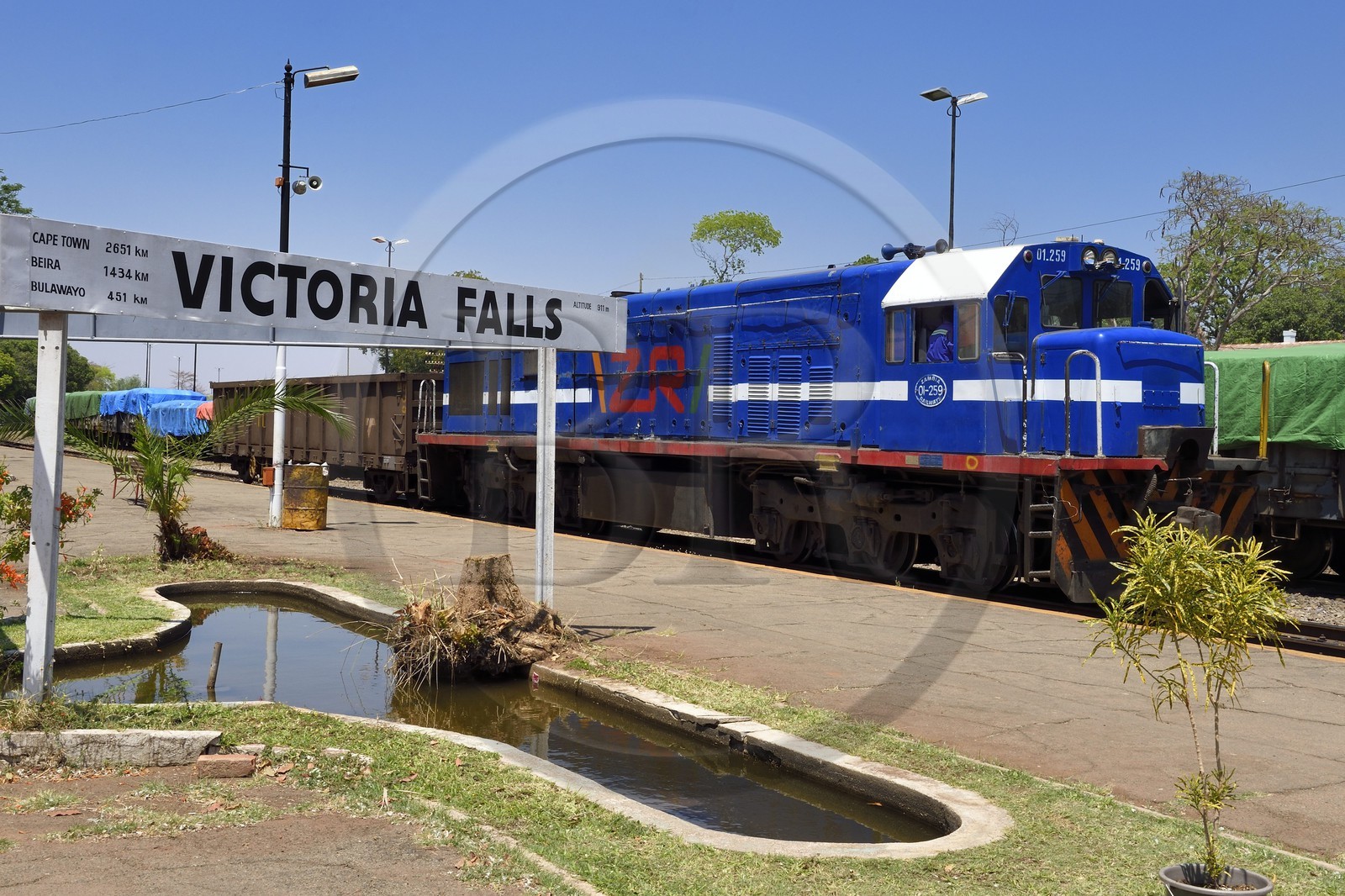 Zimbabwe, province de Matabeleland septentrional, gare de Victoria Falls