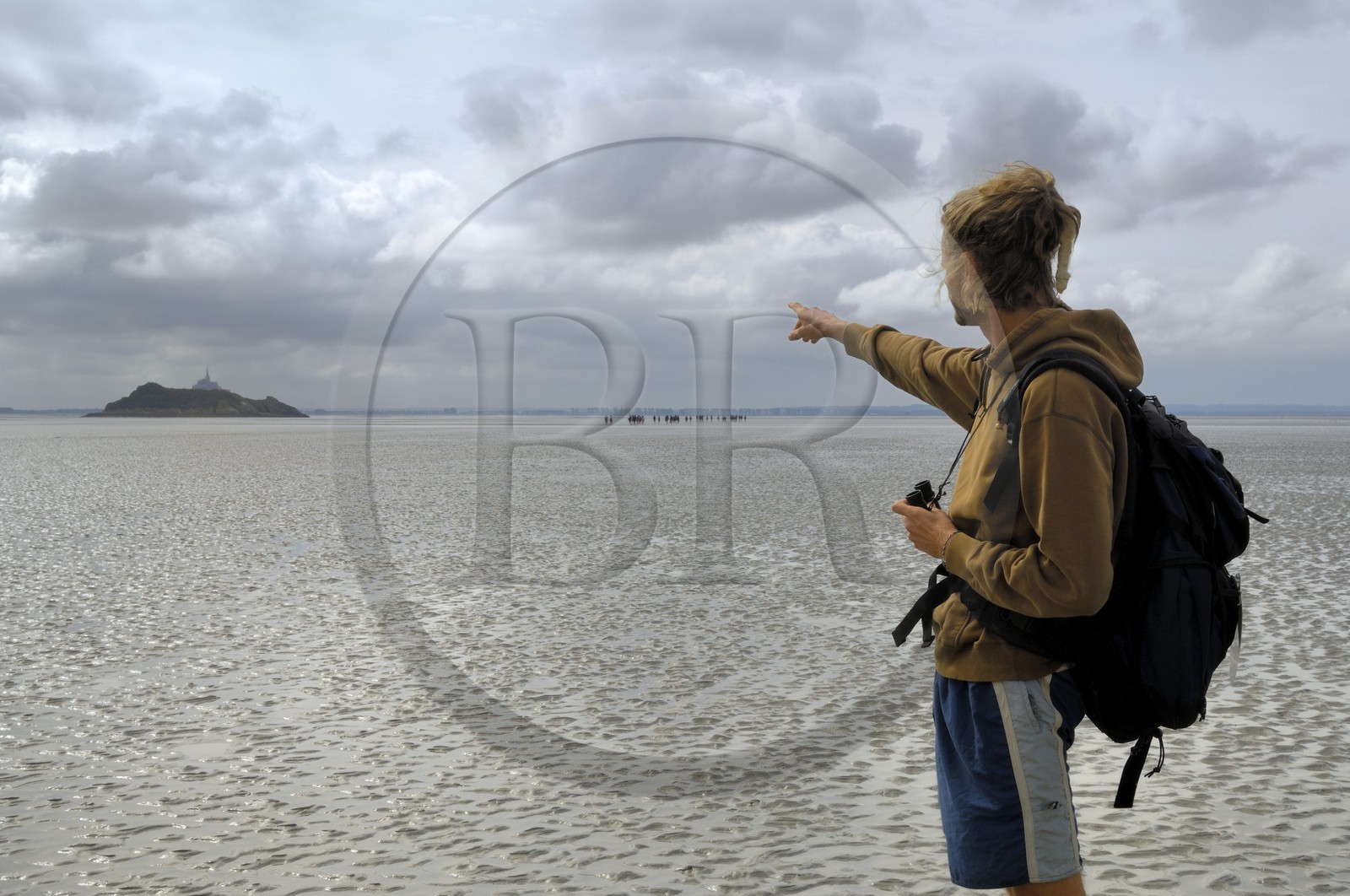 France, Manche (50), traversée à pied de la Baie du Mont Saint-Michel, classé Patrimoine Mondial de l' UNESCO