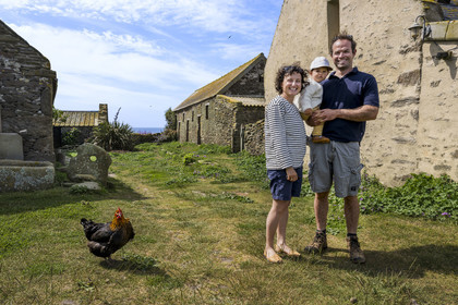 France, Finistère, Iroise Sea, Molene archipelago, Quemenes Island, organic and energy self-sufficient Quemenes farm, farmers Amélie Goossens and Etienne Menguy