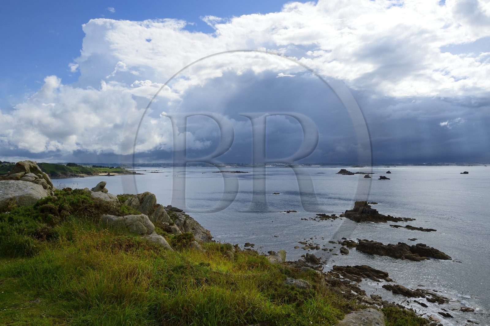 France, Finistère (29), Baie de Morlaix vue depuis la Pointe de Diben