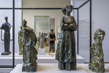 France, Paris, the museum of the sculptor Antoine Bourdelle, bronze exhibition: female sculptor at work, Russian female sculptor and torso of the German student