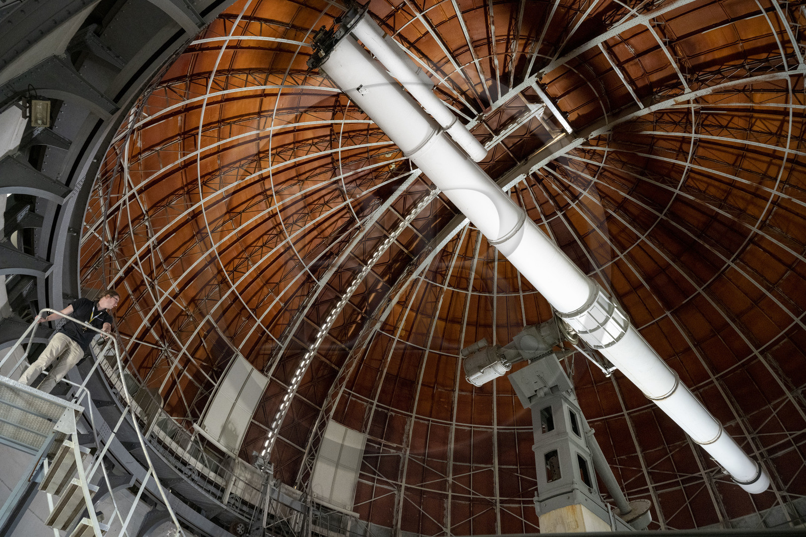 France, Alpes-Maritimes (06), Nice, le Mont Gros, l'observatoire conçu par l'architecte Charles Garnier, la coupole Bischoffsheim est réalisée par l'ingénieur Gustave Eiffel, la lunette astronomique équipant le Grand Equatorial, longue de 18 mètres, avec une lentille de 76 cm de diamètre