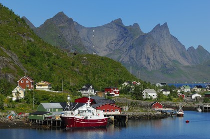 Norway, Nordland County, Lofoten Islands, Moskenes island, the fishermen village of Reine