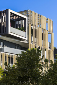 France, Hérault (34), Montpellier,  quartier de Port Marianne, immeuble sur l'avenue Raymond Dugrand
